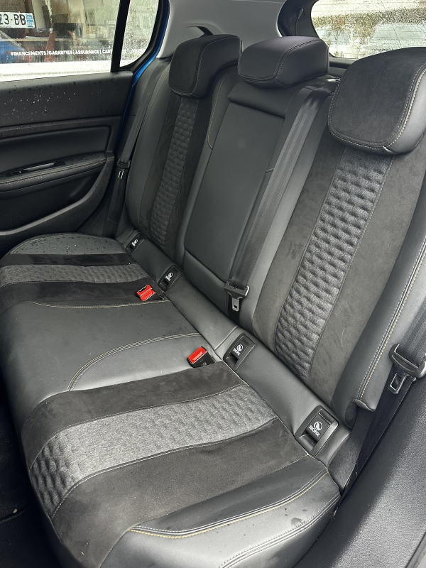 Peugeot 308 — 21