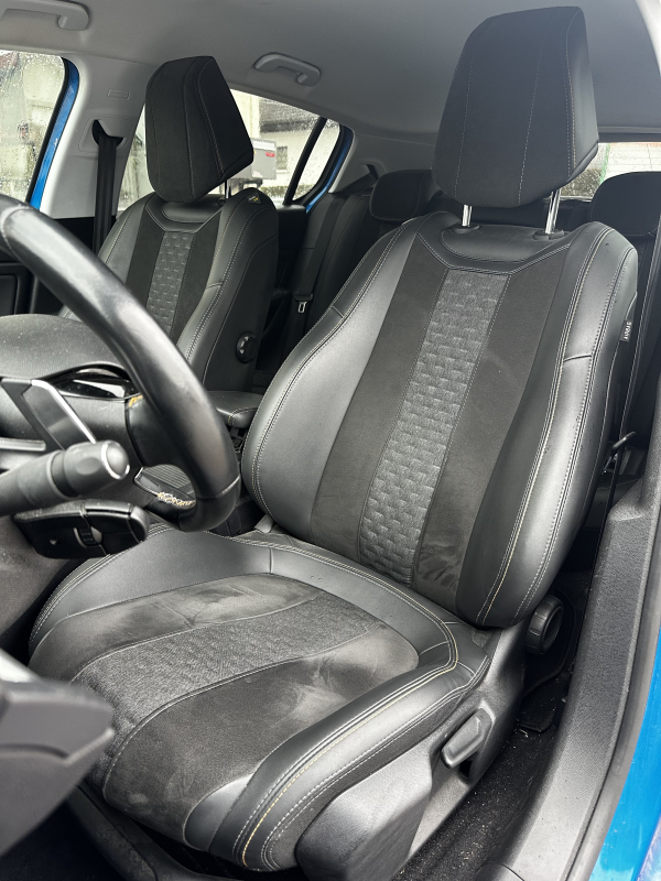 Peugeot 308 — 13