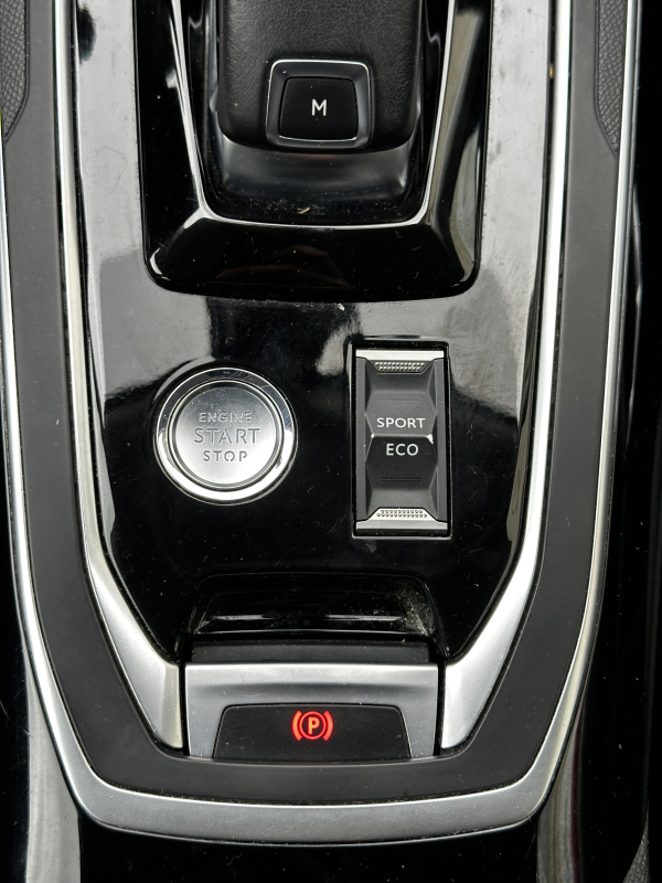 Peugeot 308 — 27