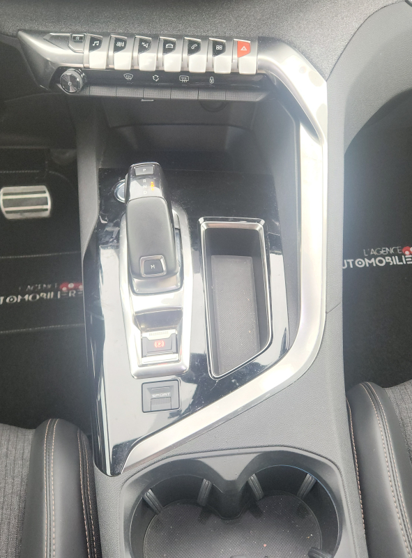 Peugeot 3008 — 23