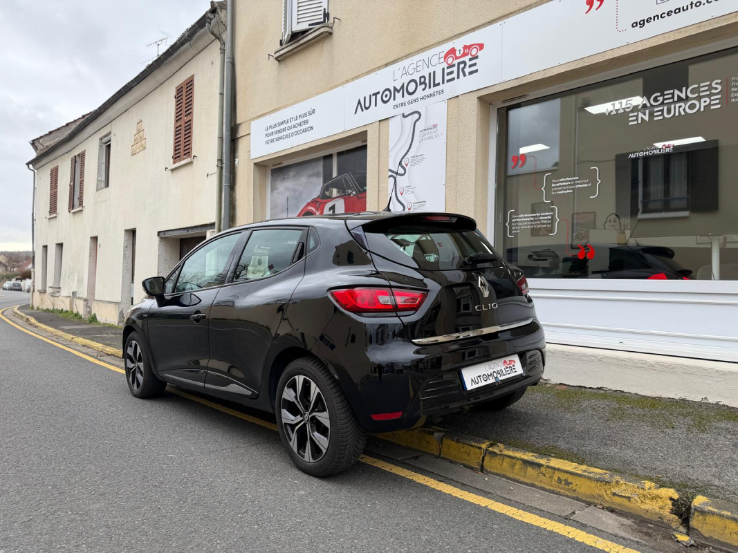 Renault Clio — 6