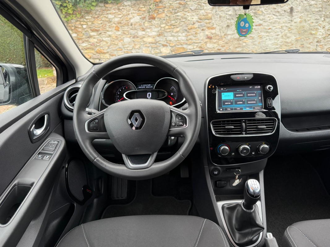 Renault Clio — 15