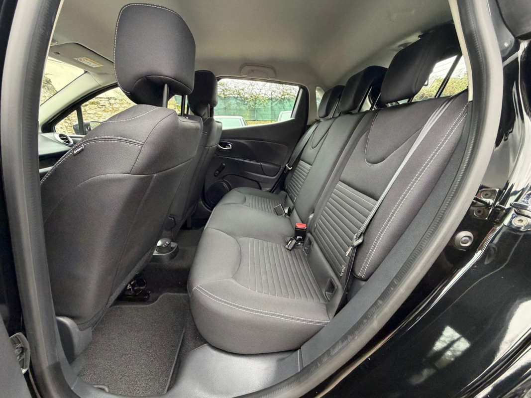 Renault Clio — 16