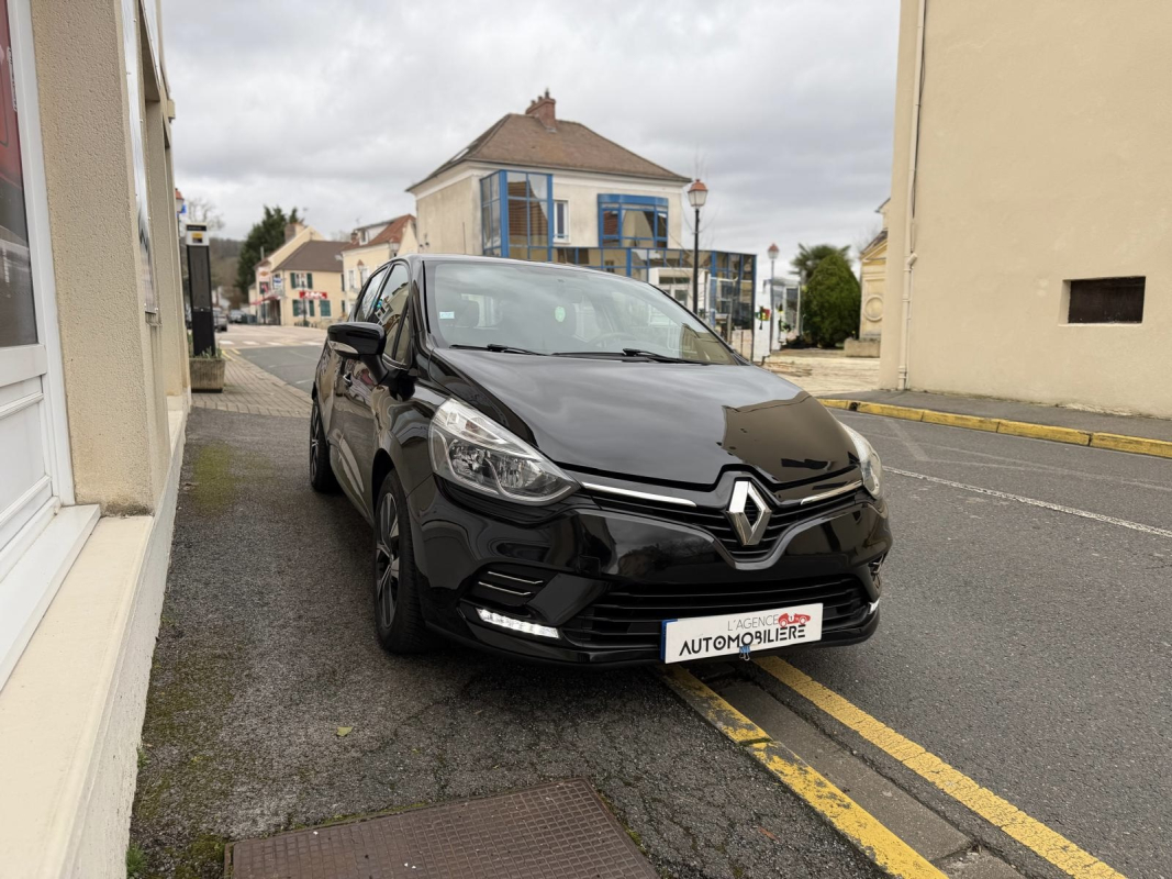 Renault Clio — 2