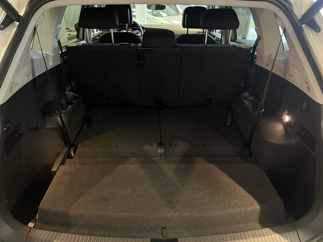 Volkswagen Tiguan Allspace — 17