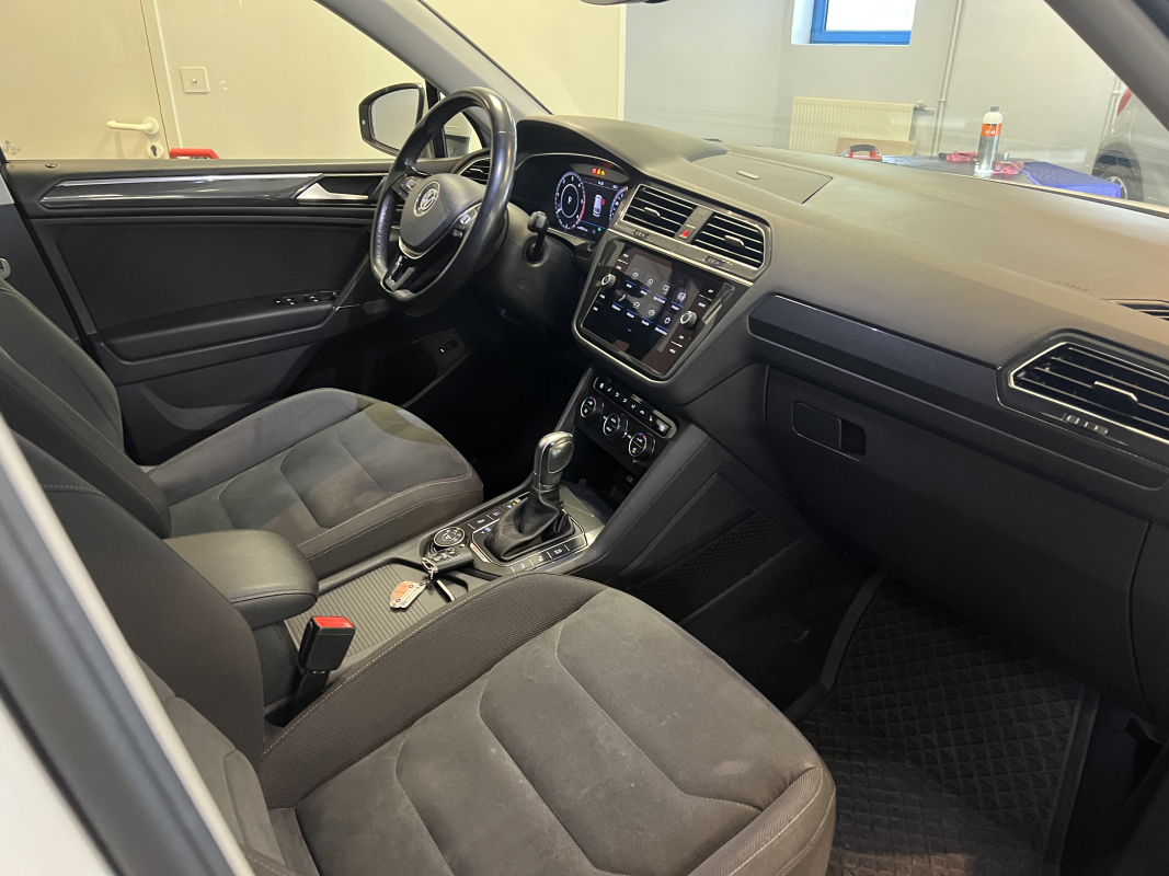Volkswagen Tiguan Allspace — 18