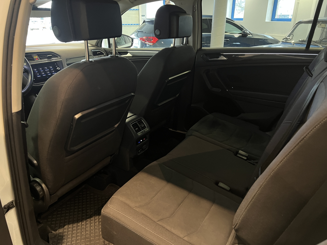 Volkswagen Tiguan Allspace — 23