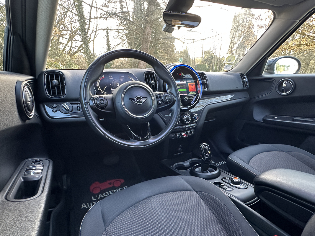 Mini Countryman — 8