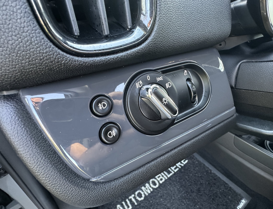 Mini Countryman — 25