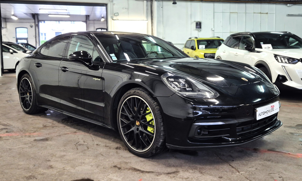 Porsche Panamera — 3