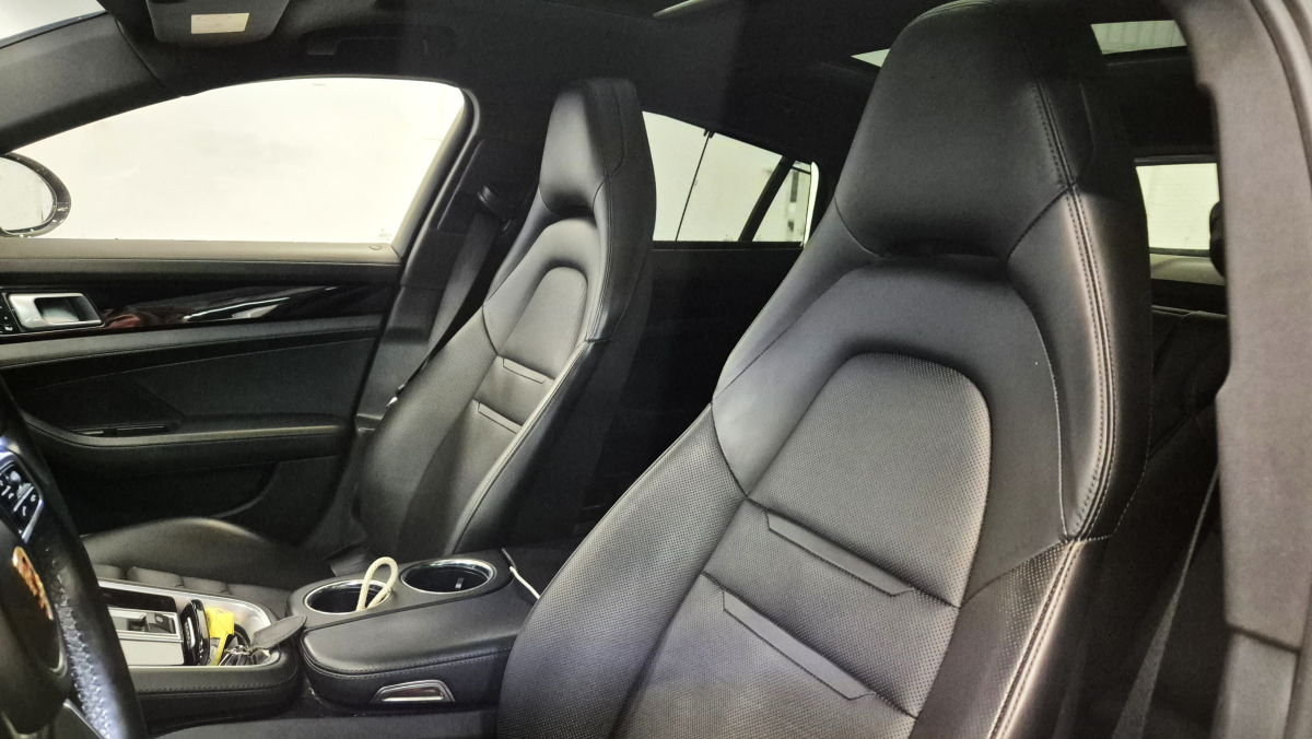 Porsche Panamera — 8
