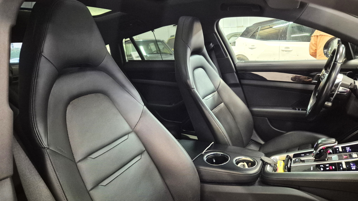 Porsche Panamera — 9