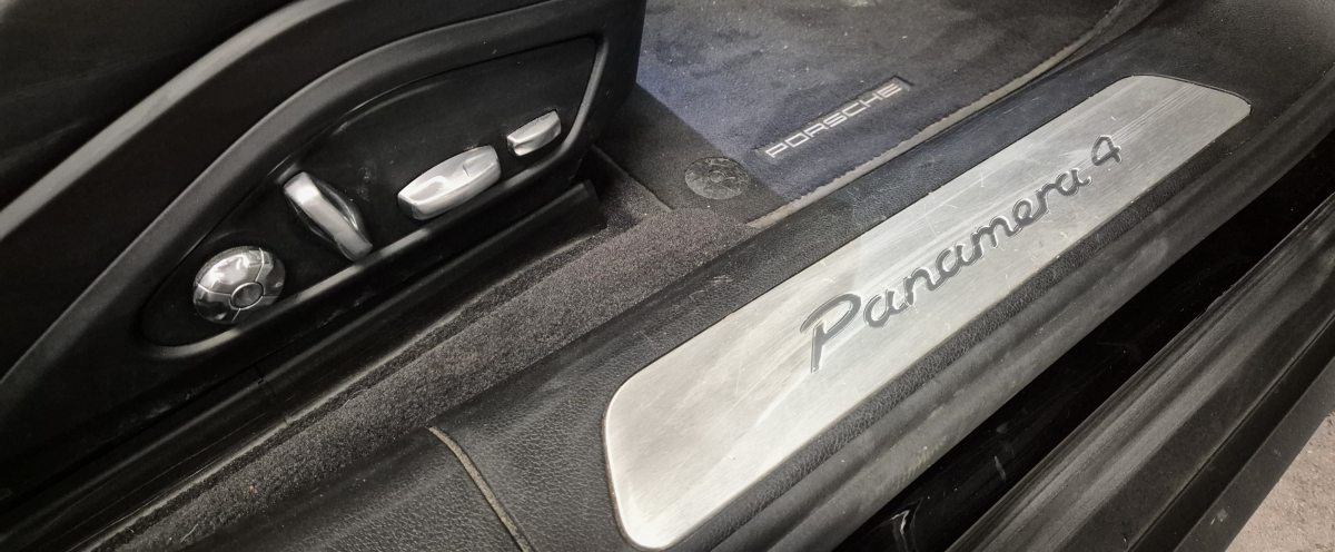Porsche Panamera — 24