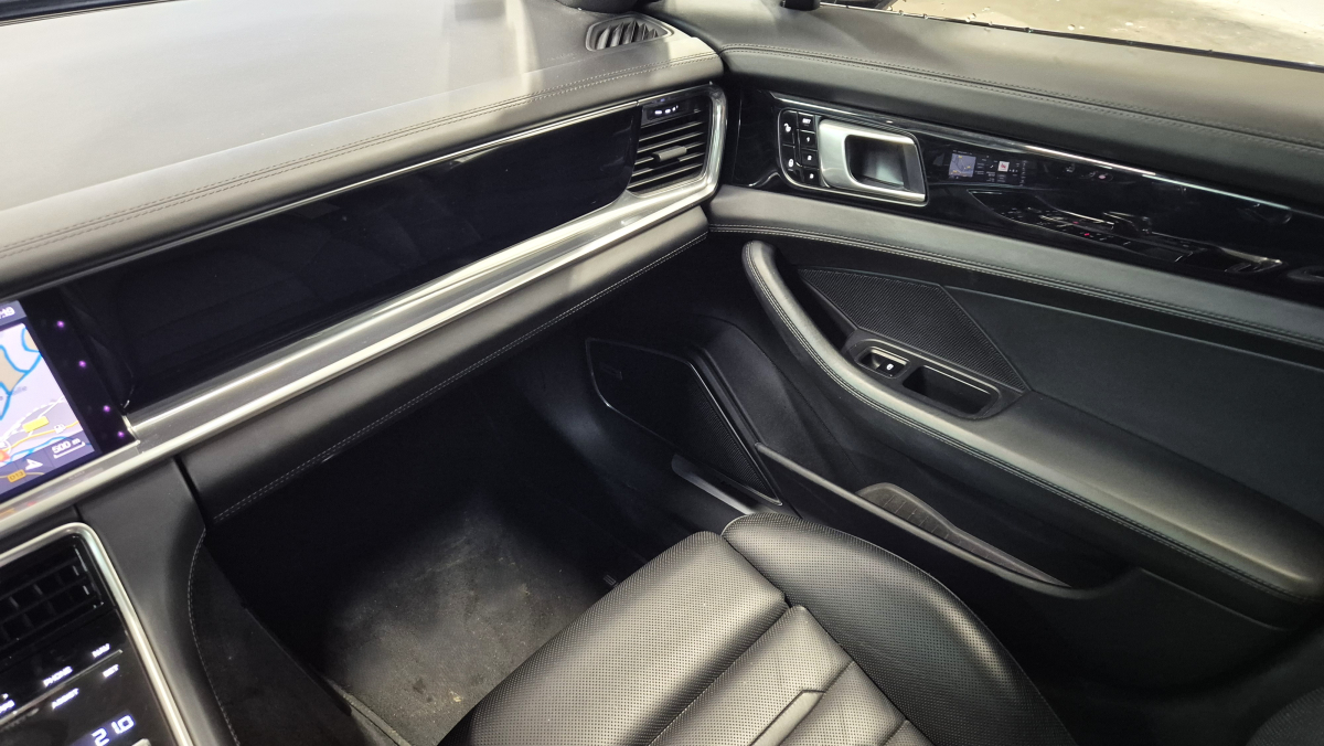 Porsche Panamera — 10