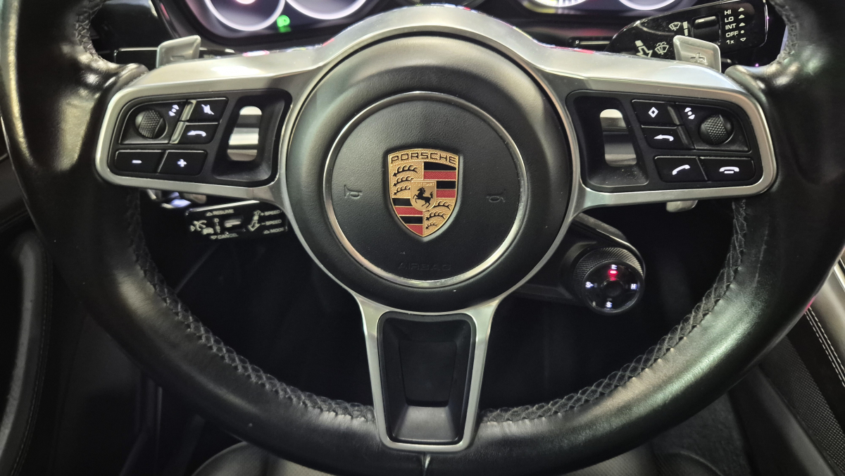 Porsche Panamera — 21