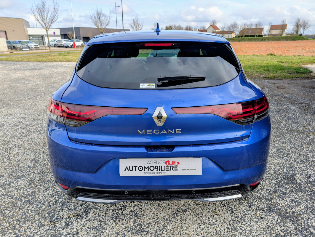 Renault Megane — 4
