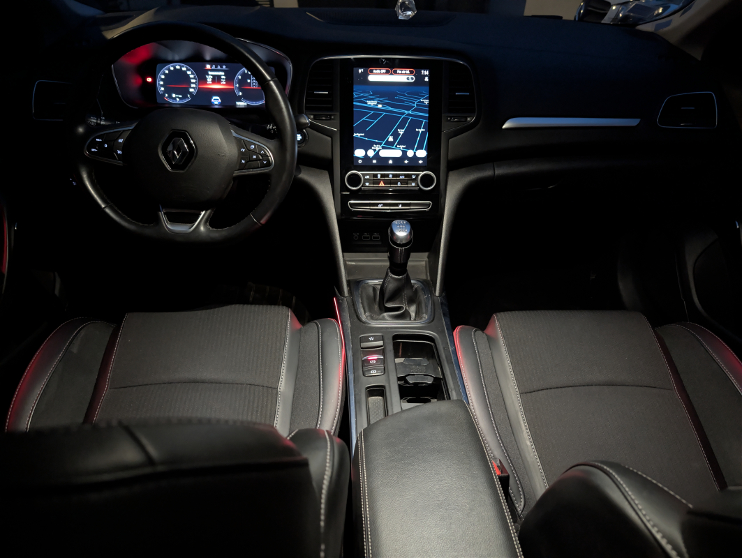 Renault Megane — 11