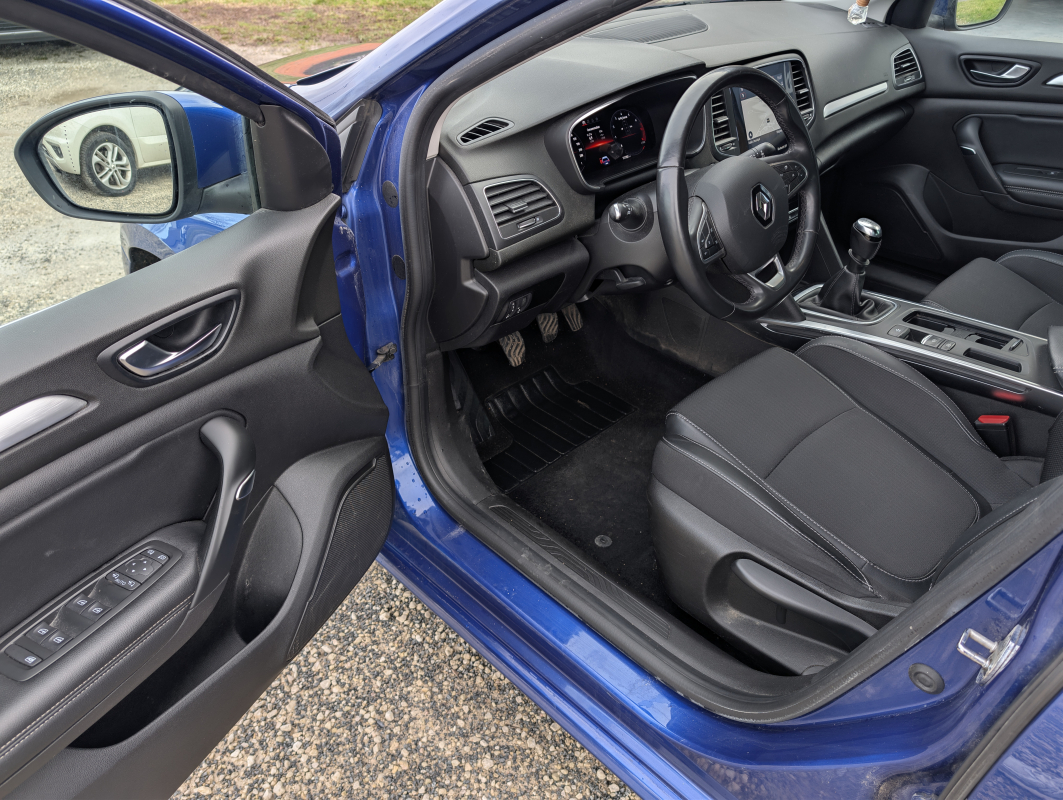 Renault Megane — 13