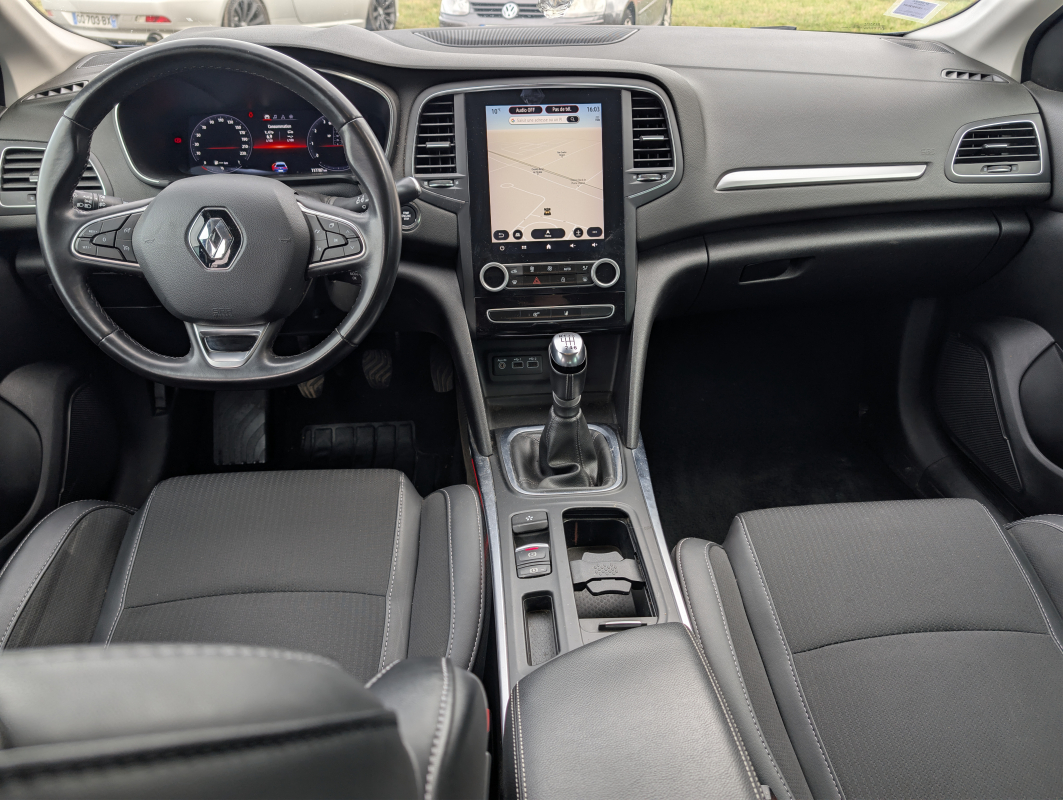 Renault Megane — 10