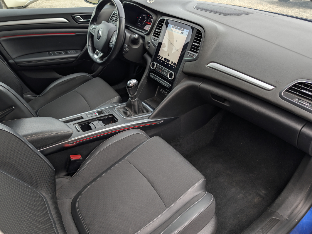 Renault Megane — 16
