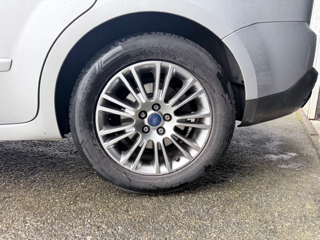 Ford S-Max — 24