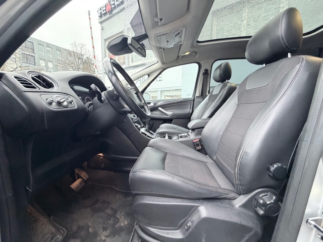 Ford S-Max — 5