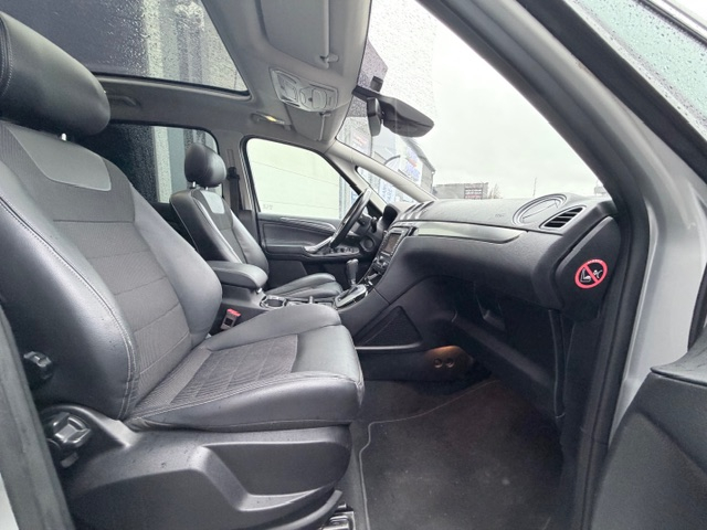 Ford S-Max — 14