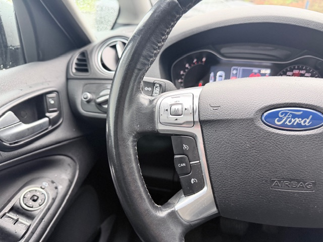 Ford S-Max — 9