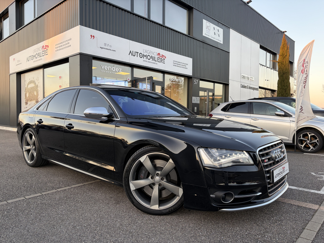 Audi S8