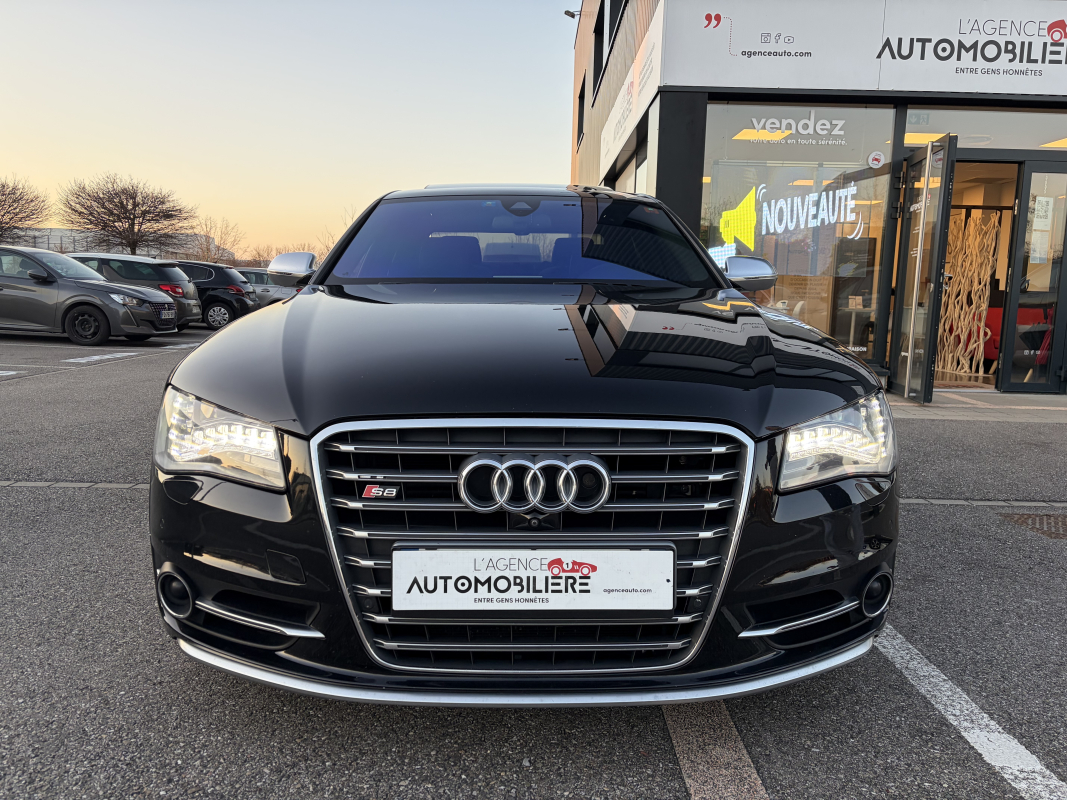 Audi S8 — 6