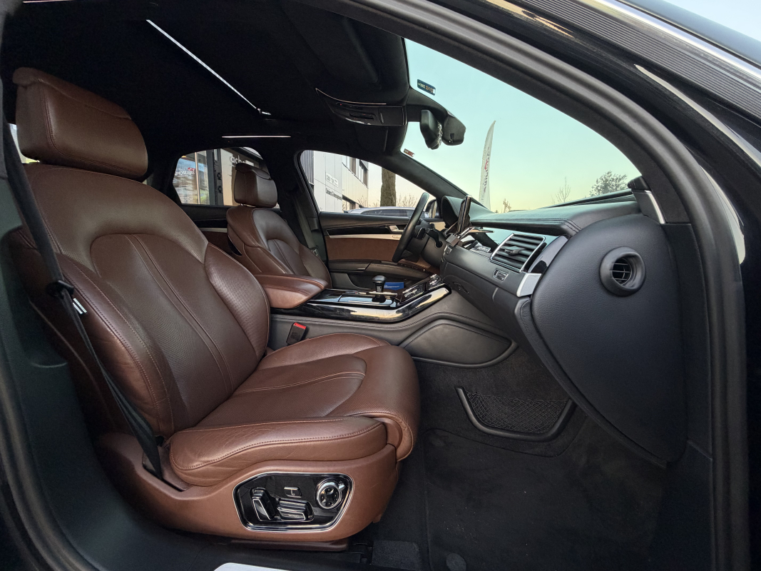 Audi S8 — 13