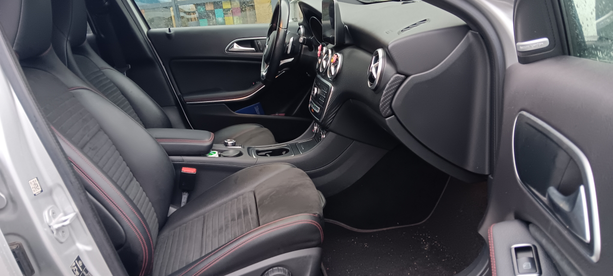 Mercedes Classe A — 11