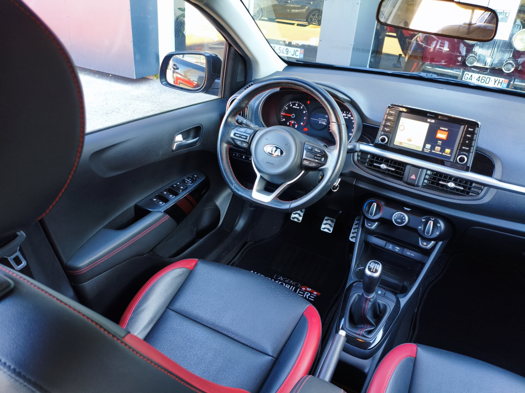 Kia Picanto — 10