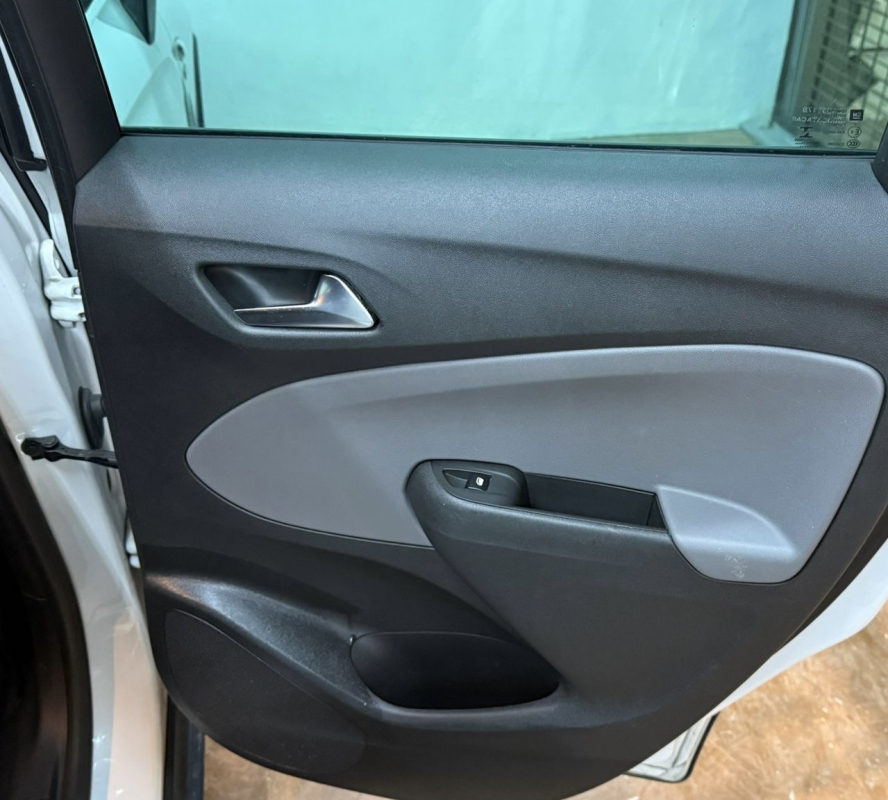 Opel Crossland x — 30
