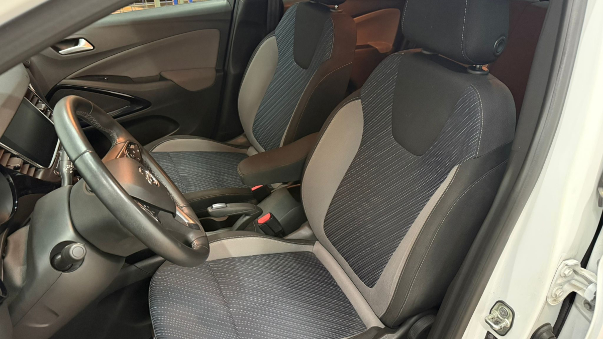 Opel Crossland x — 8
