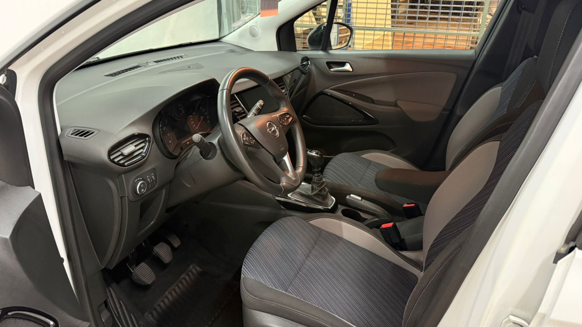 Opel Crossland x — 23