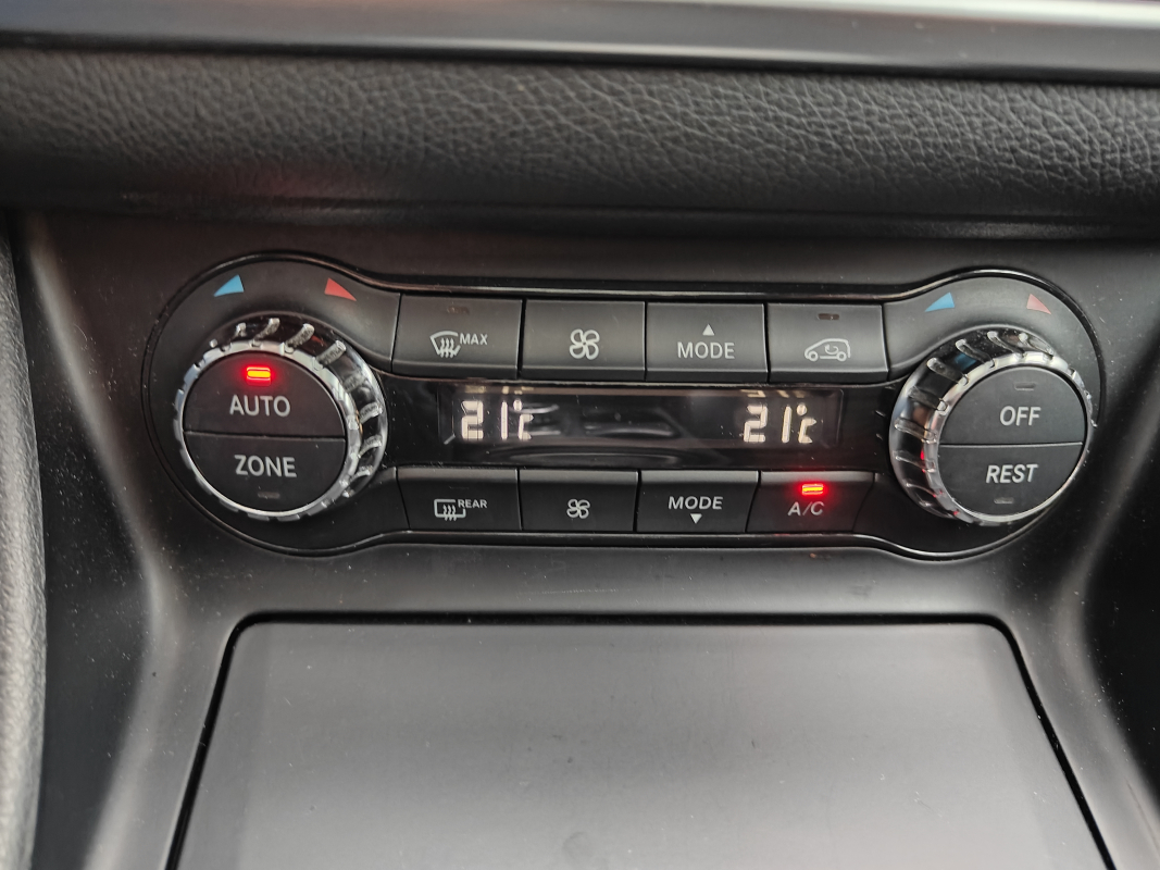 Mercedes Classe GLA — 28
