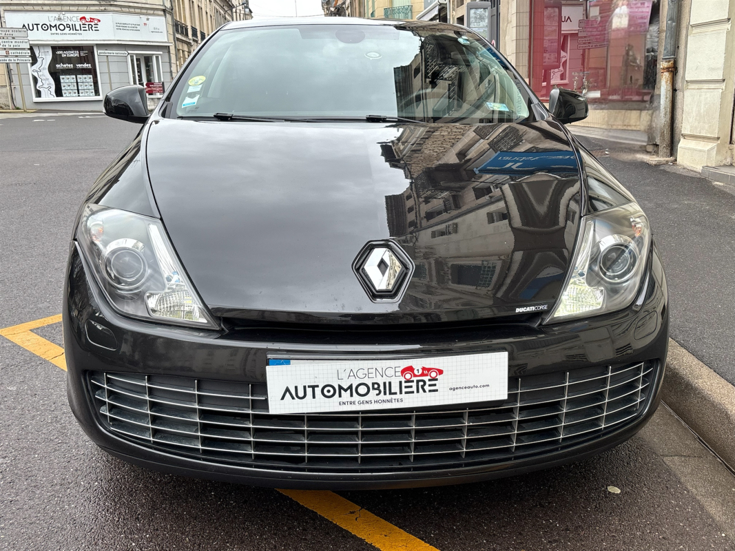 Renault Laguna Coupé — 5