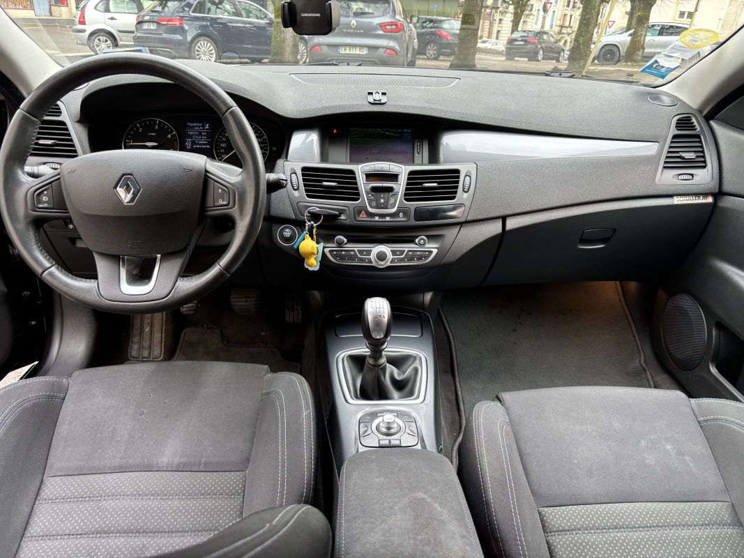 Renault Laguna Coupé — 12