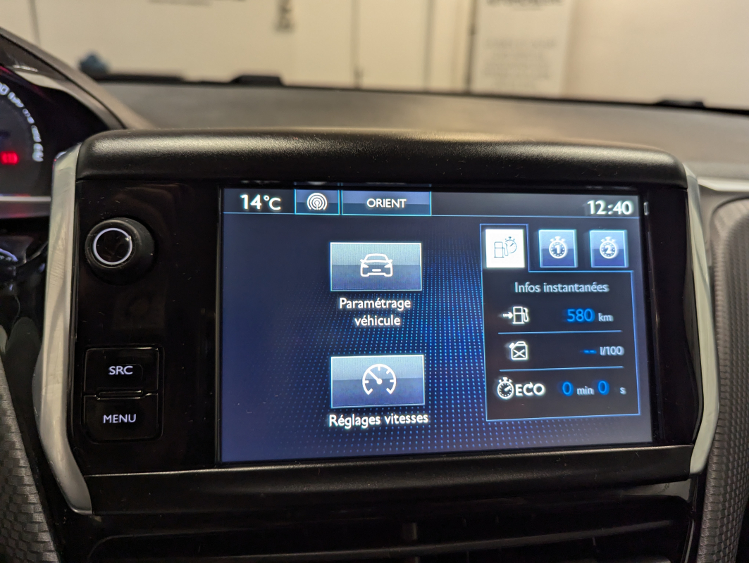 Peugeot 2008 — 21