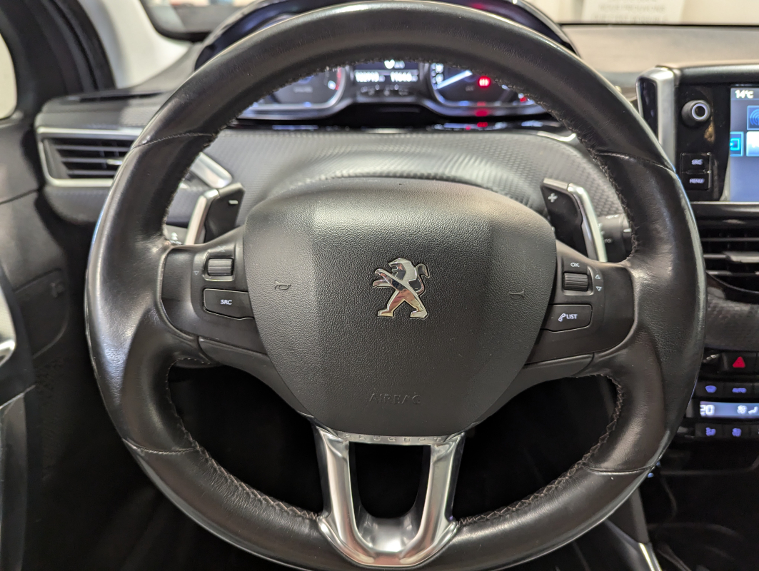 Peugeot 2008 — 15