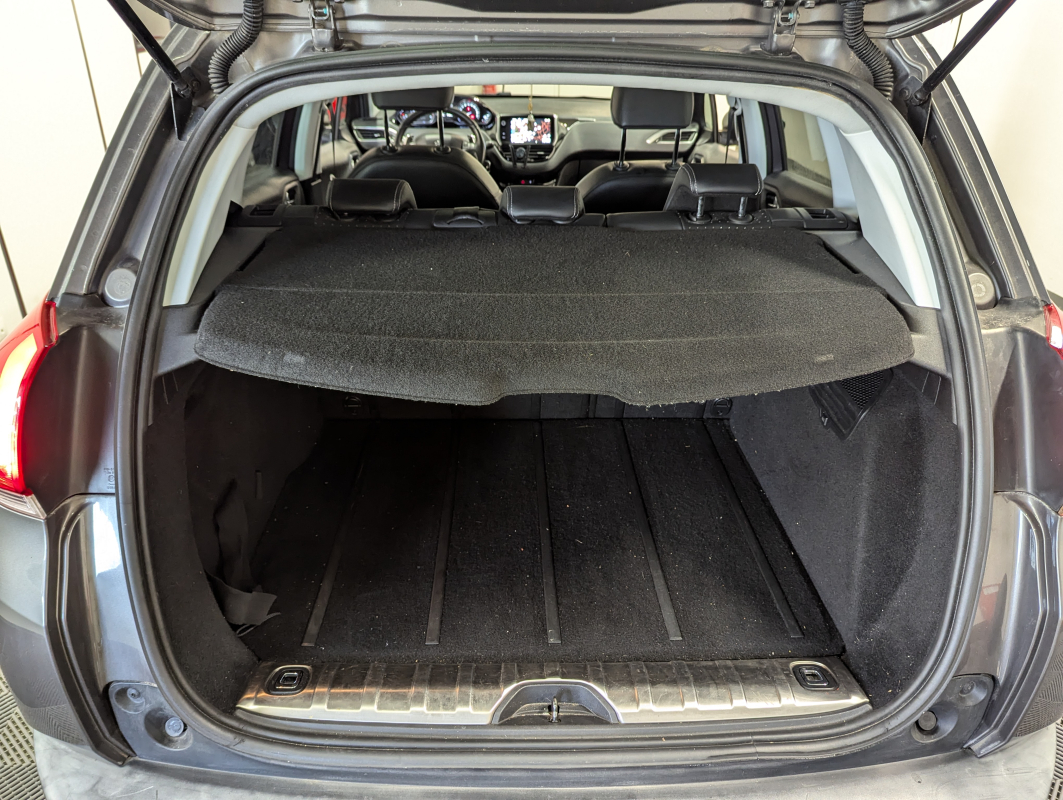 Peugeot 2008 — 19