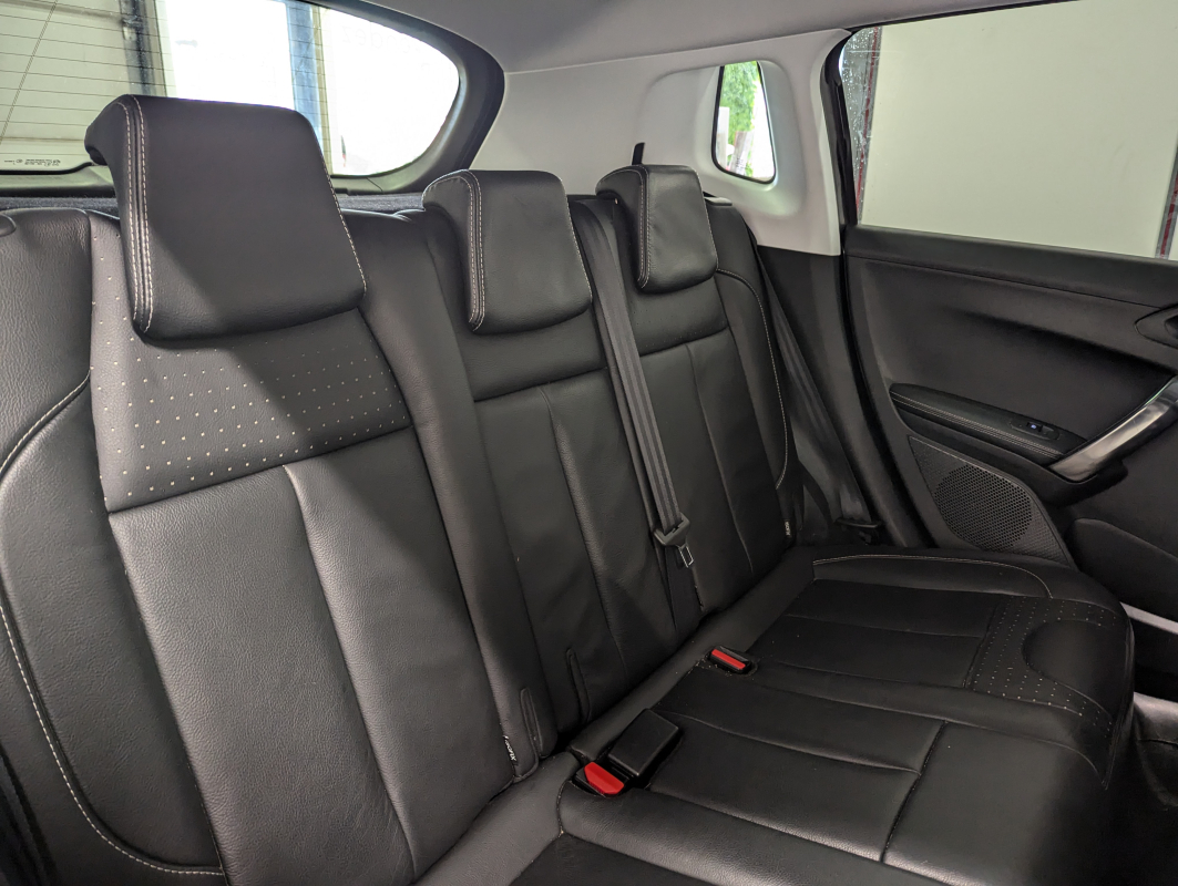 Peugeot 2008 — 24