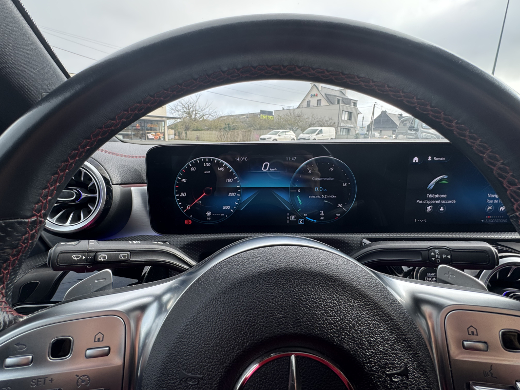 Mercedes Classe CLA — 15