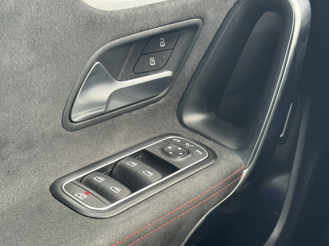 Mercedes Classe CLA — 25