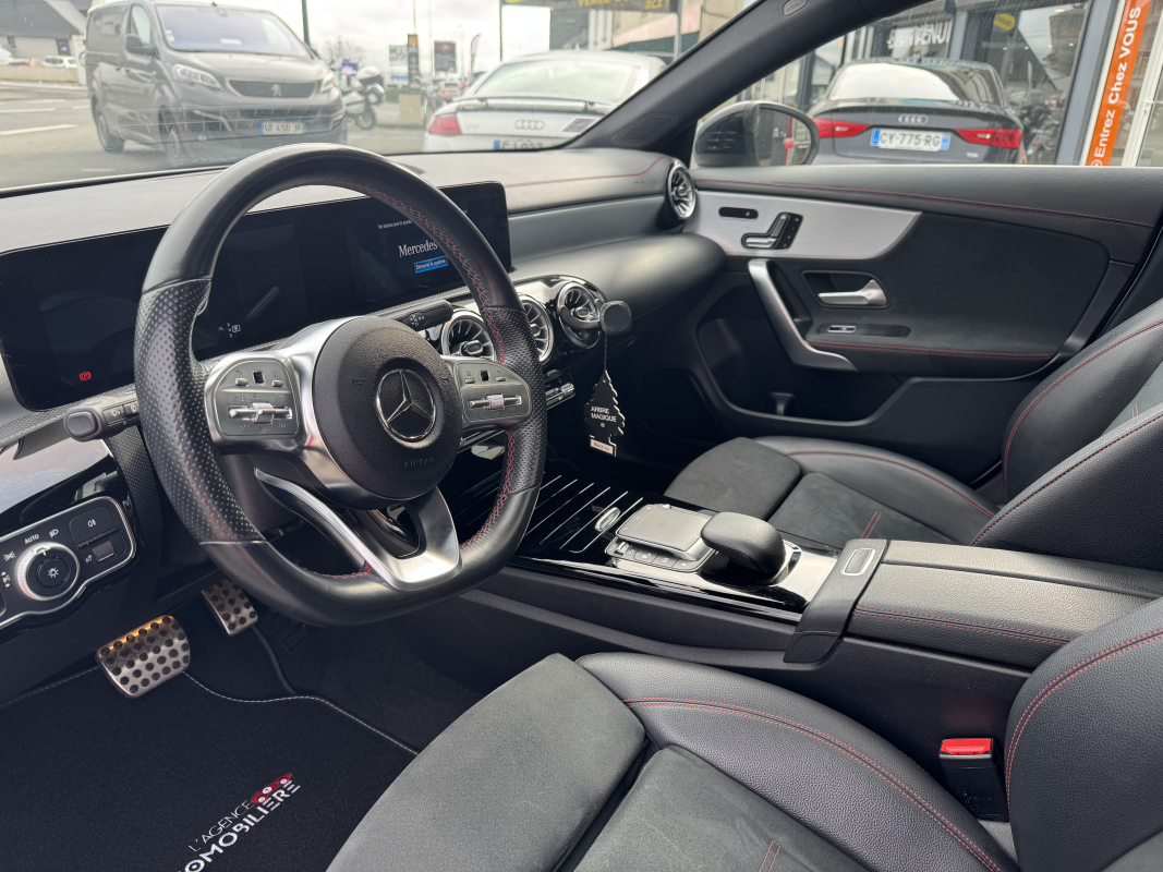 Mercedes Classe CLA — 16
