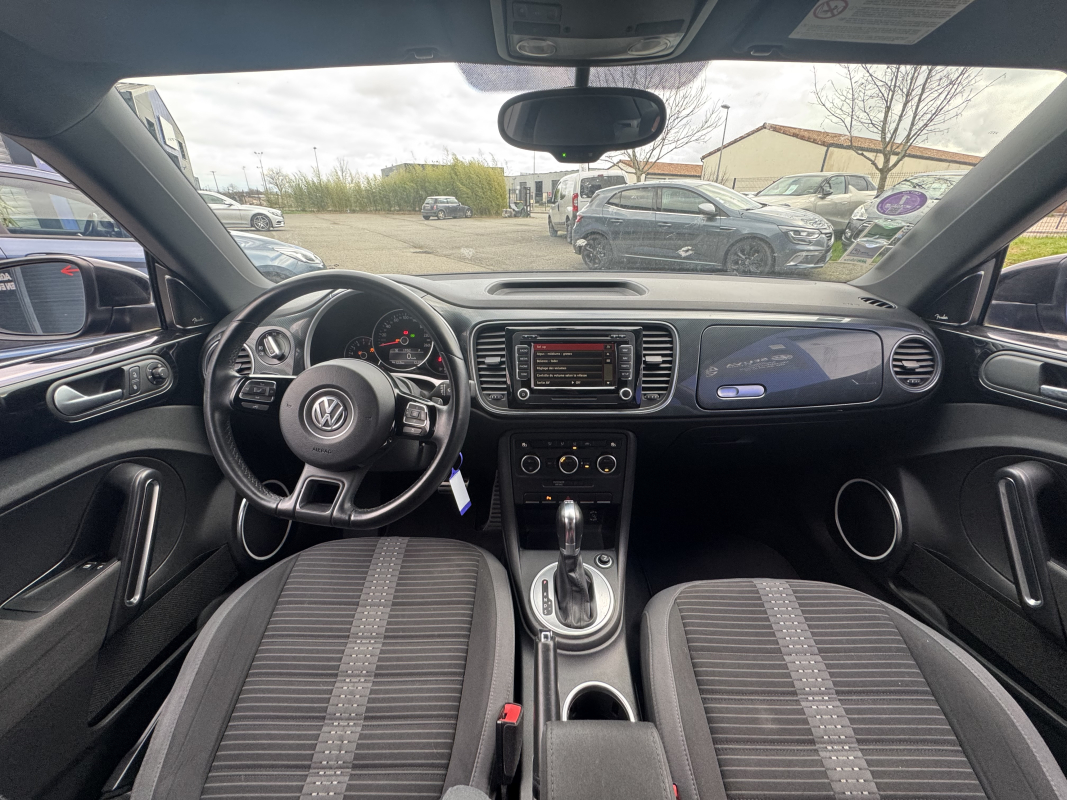 Volkswagen New beetle — 26