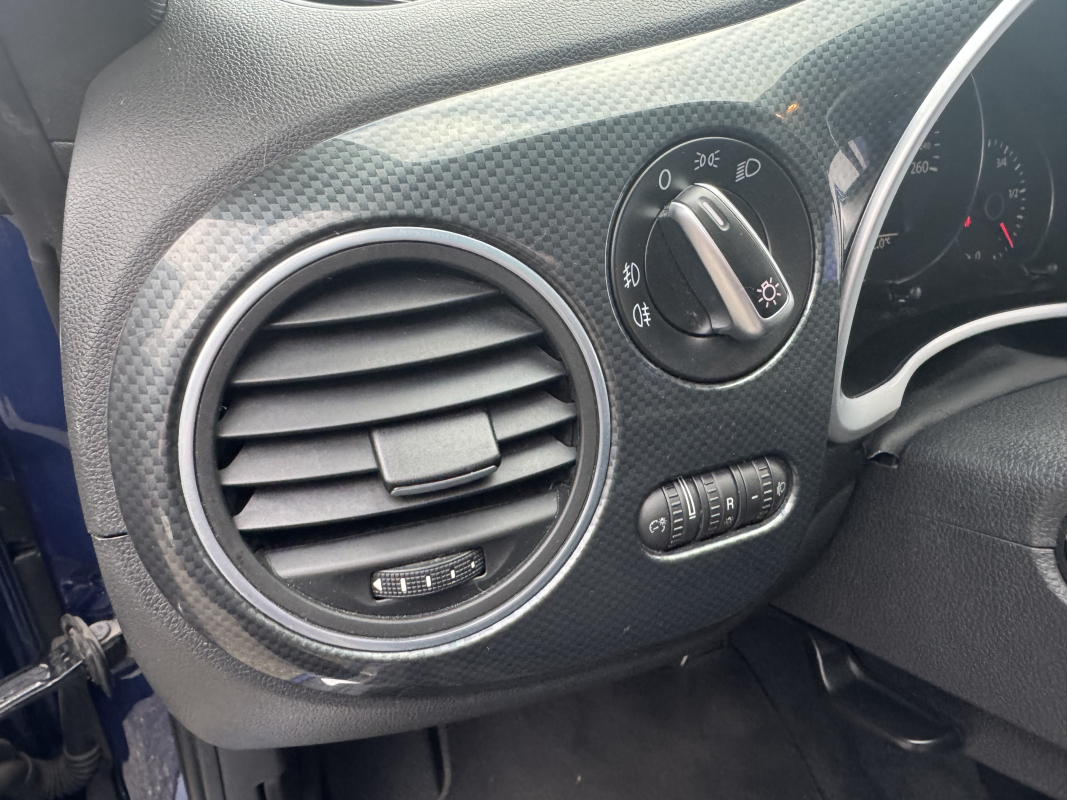 Volkswagen New beetle — 19