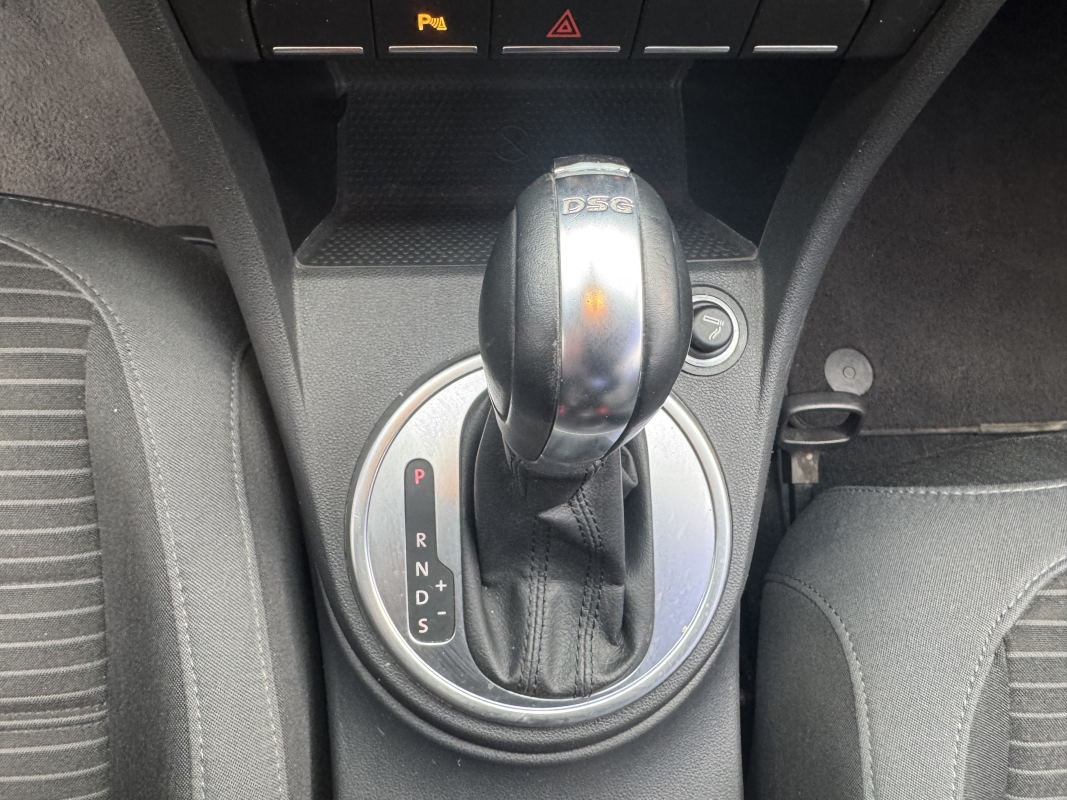 Volkswagen New beetle — 31