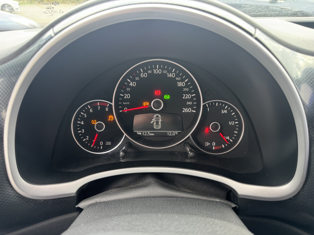 Volkswagen New beetle — 13